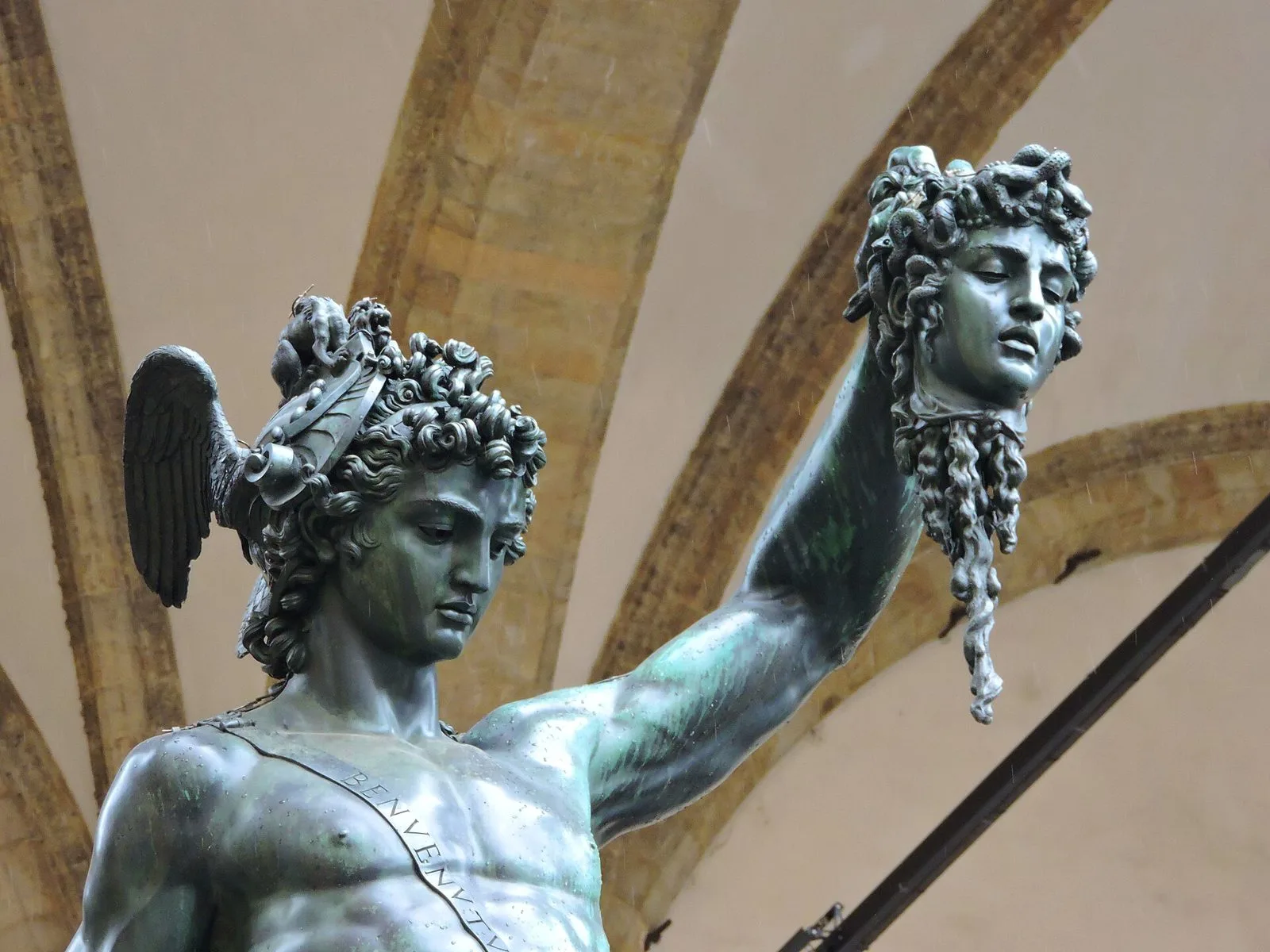 Perseus s hlavou Medúzy – Celliniho bronzová socha